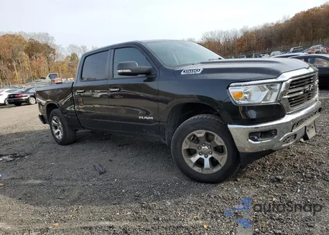 2019 Ram 1500 Big Horn/Lone Star из США, поврежденный, VIN 1C6SRFMT1KN870231